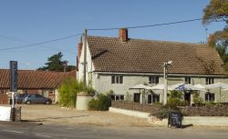 The Orange Tree, Thornham - Photo Tony Foster