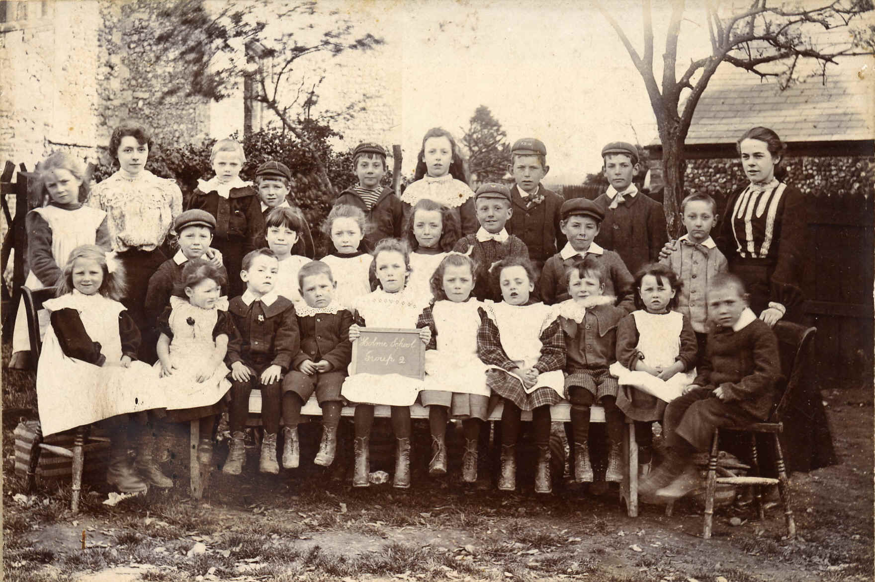 Holme Village School circa 1901