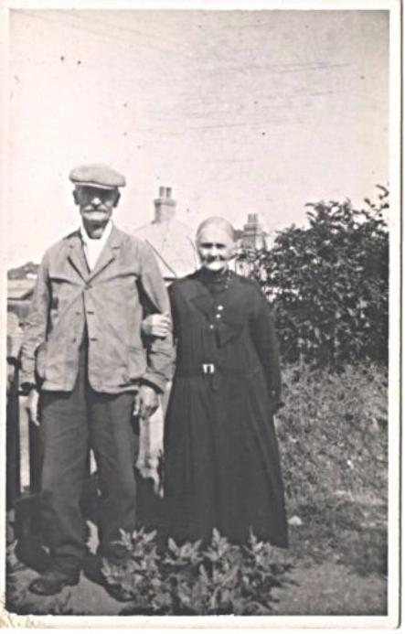 Arnold family grandparents