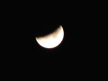 Supermoon lunar eclipse - half-way mark