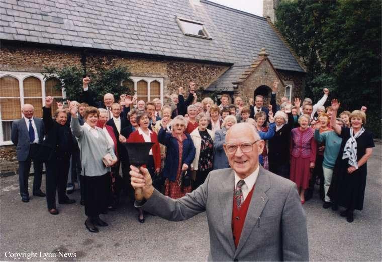 School reunion group photograph